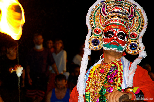 Mudiyettu performance