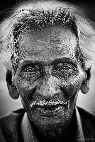 Black and white portrait of an old man from Tamil Nadu, India